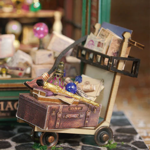 Maison de poupée en bois Magic Wand Shop