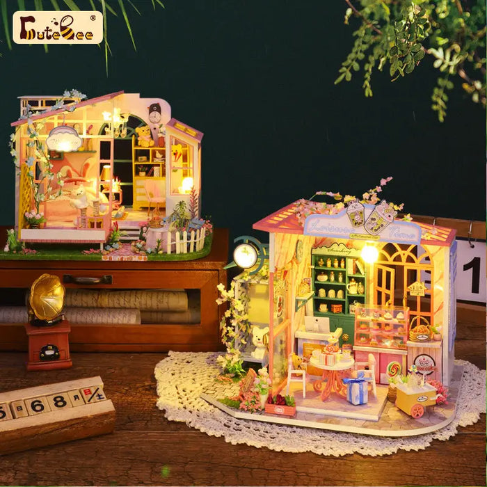 Maison Miniature Honey Ice Cream Shop