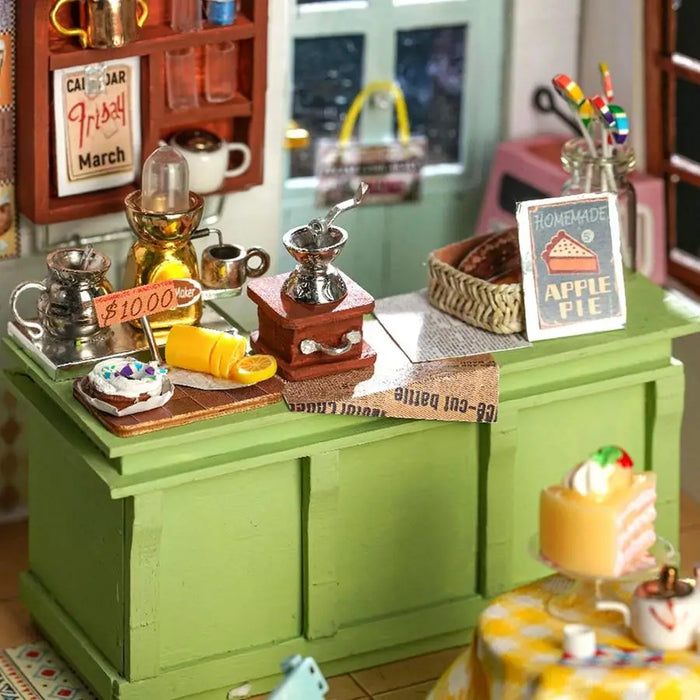 Maison Miniature Flowery Sweets & Tea