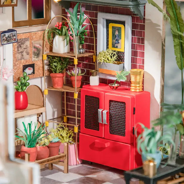 Maison Miniature Emily’s Floral Boutique