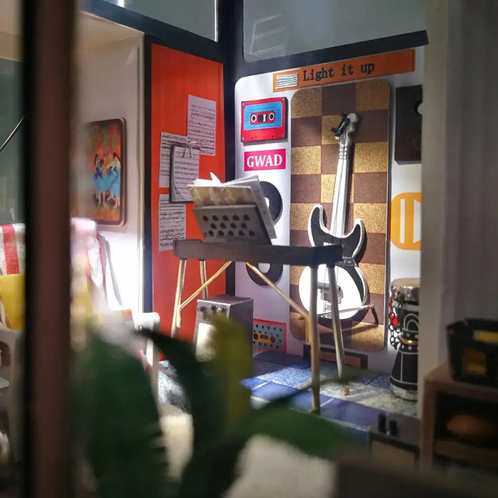 Maison Miniature Kevin’s Bachelor Studio