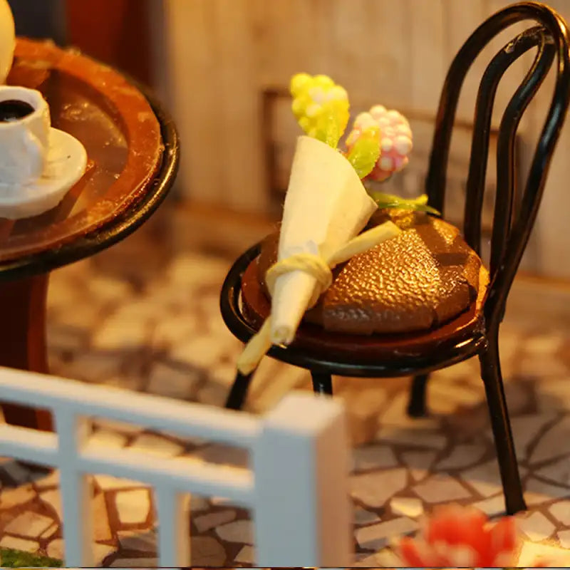 Maison Miniature Pause Café