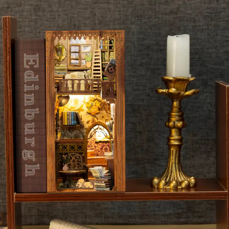 Revell Book Nook Tiny Adventures Paris, Bücherstütze, 168 Teile, 00539 Revell Book Nook Tiny Adventures Paris, Bücherstütze, 168 Teile, 00539