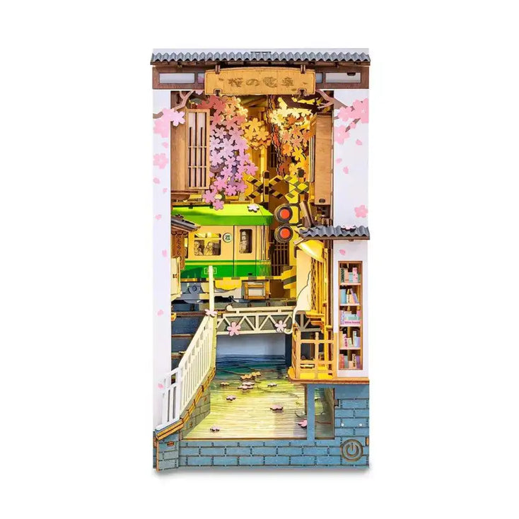Book Nook Sakura Densya